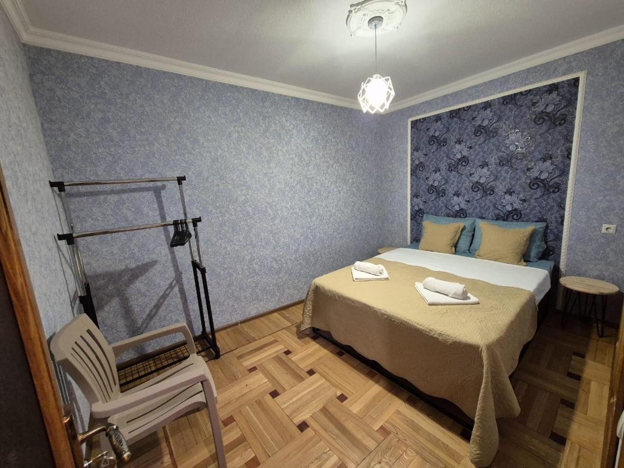 Jacquard Apartment In The Centre Of Кутаиси Экстерьер фото